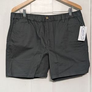 Maamgic shorts